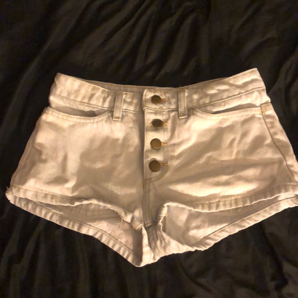 Light wash jean shorts.